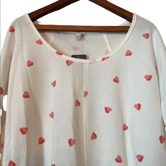 Lucky Brand Cream with Hearts Long Sleeved Top - Picture 2 of 14